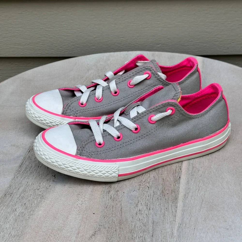 Converse Chuck Taylor All Star Low Top Kids Grey Neon Pink Sneakers Size 2